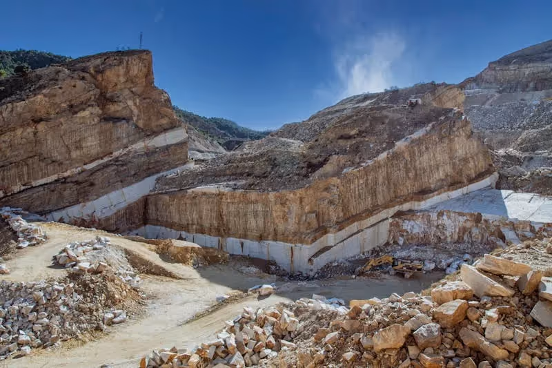 Loader in mining maintenance