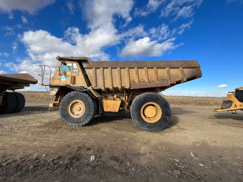 Pneumatic - tyred roller working on the road
